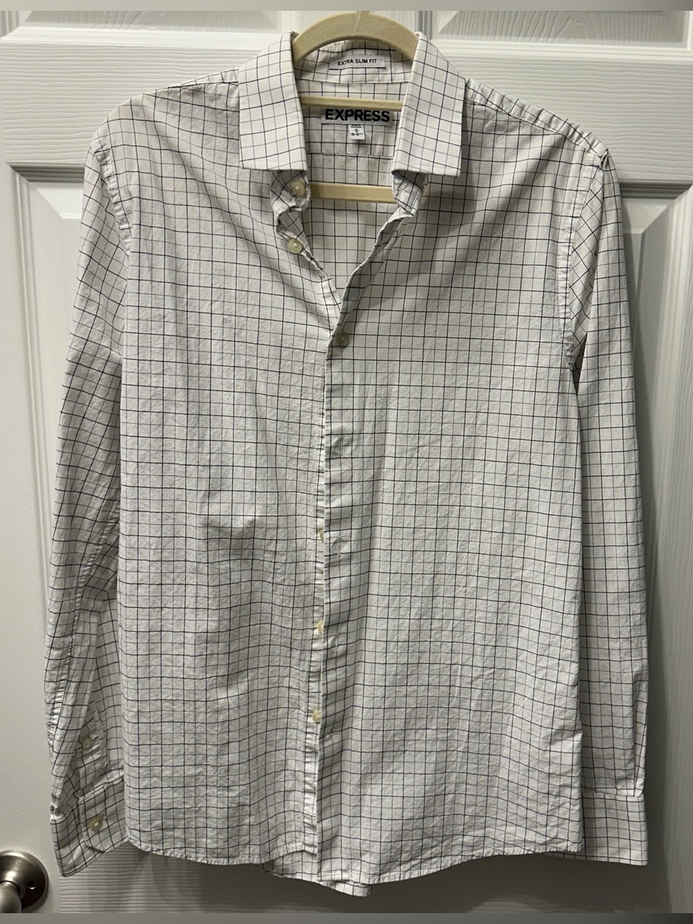 Express Men’s White Button-Down Shirt with Black/Grey print